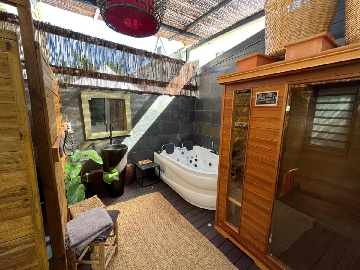 Villa Latrille - Piscine - Sauna - Jacuzzi La Saline Le Bains Buitenkant foto